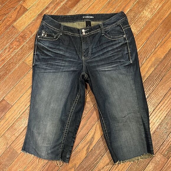 Lane Bryant Women’s size 14 cropped denim capris jeans Raw edge Hem - Picture 13 of 14